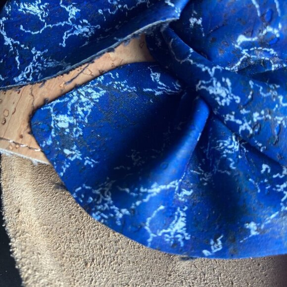 QURQ BLUE OVERSIZED BOW WOMAN'S SLIDES-  size 8 - Picture 8 of 8